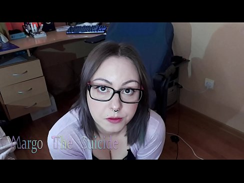 ❤️ Seksīga meitene ar brillēm sūc dildo dziļi kamerā ❌ Porno pie lv.higlass.ru ☑